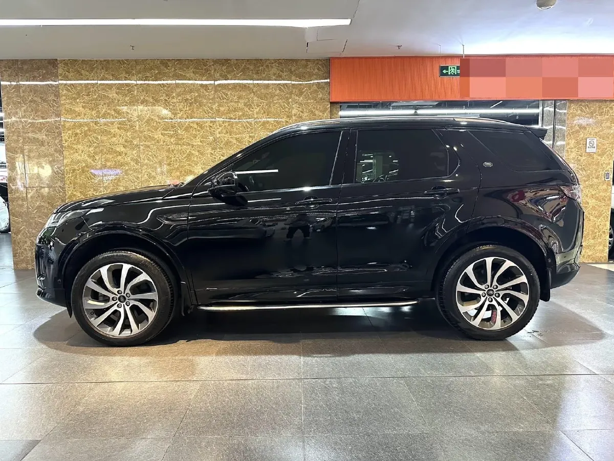 2020 Land Rover Discovery Sport 2.0T 249HP L4 9AT,autocango,china used car exporter,china ev exporter,chinese used car exporter,chinese used ev exporter