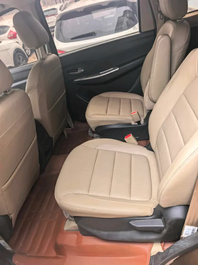 2019 WuLing HongGuang 1.5L 99HP L4 6MT,autocango,china used car exporter,china ev exporter,chinese used car exporter,chinese used ev exporter