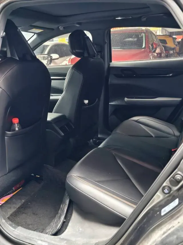 2022 ChangAn UNI-V 1.5T 188HP L4 7DCT,autocango,china used car exporter,china ev exporter,chinese used car exporter,chinese used ev exporter