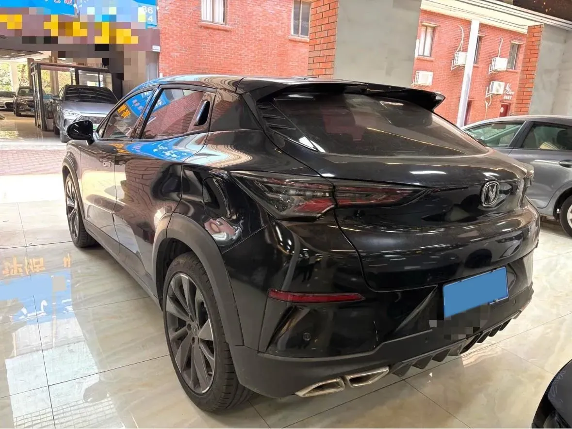 2020 ChangAn UNI-T 1.5T 180HP L4 7DCT,autocango,china used car exporter,china ev exporter,chinese used car exporter,chinese used ev exporter