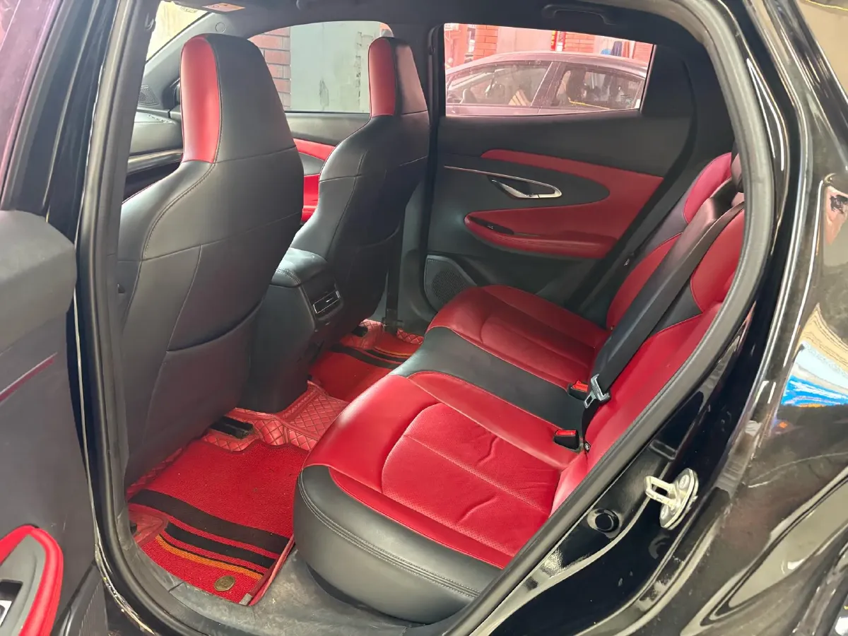 2020 ChangAn UNI-T 1.5T 180HP L4 7DCT,autocango,china used car exporter,china ev exporter,chinese used car exporter,chinese used ev exporter