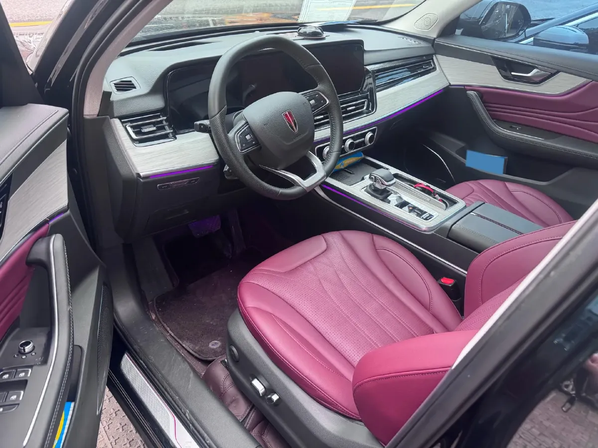 2025 HongQi HS5 2.0T 252HP L4 8AT,autocango,china used car exporter,china ev exporter,chinese used car exporter,chinese used ev exporter