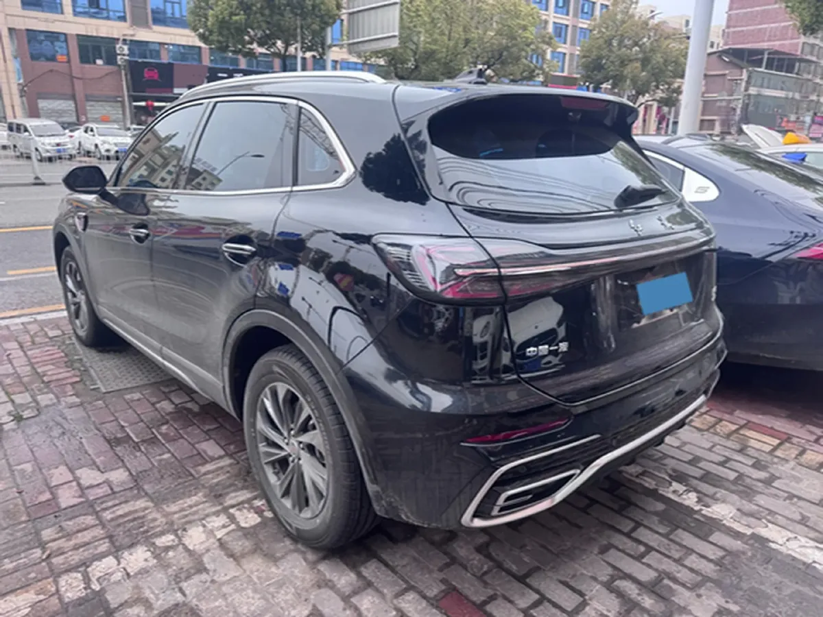 2025 HongQi HS5 2.0T 252HP L4 8AT,autocango,china used car exporter,china ev exporter,chinese used car exporter,chinese used ev exporter