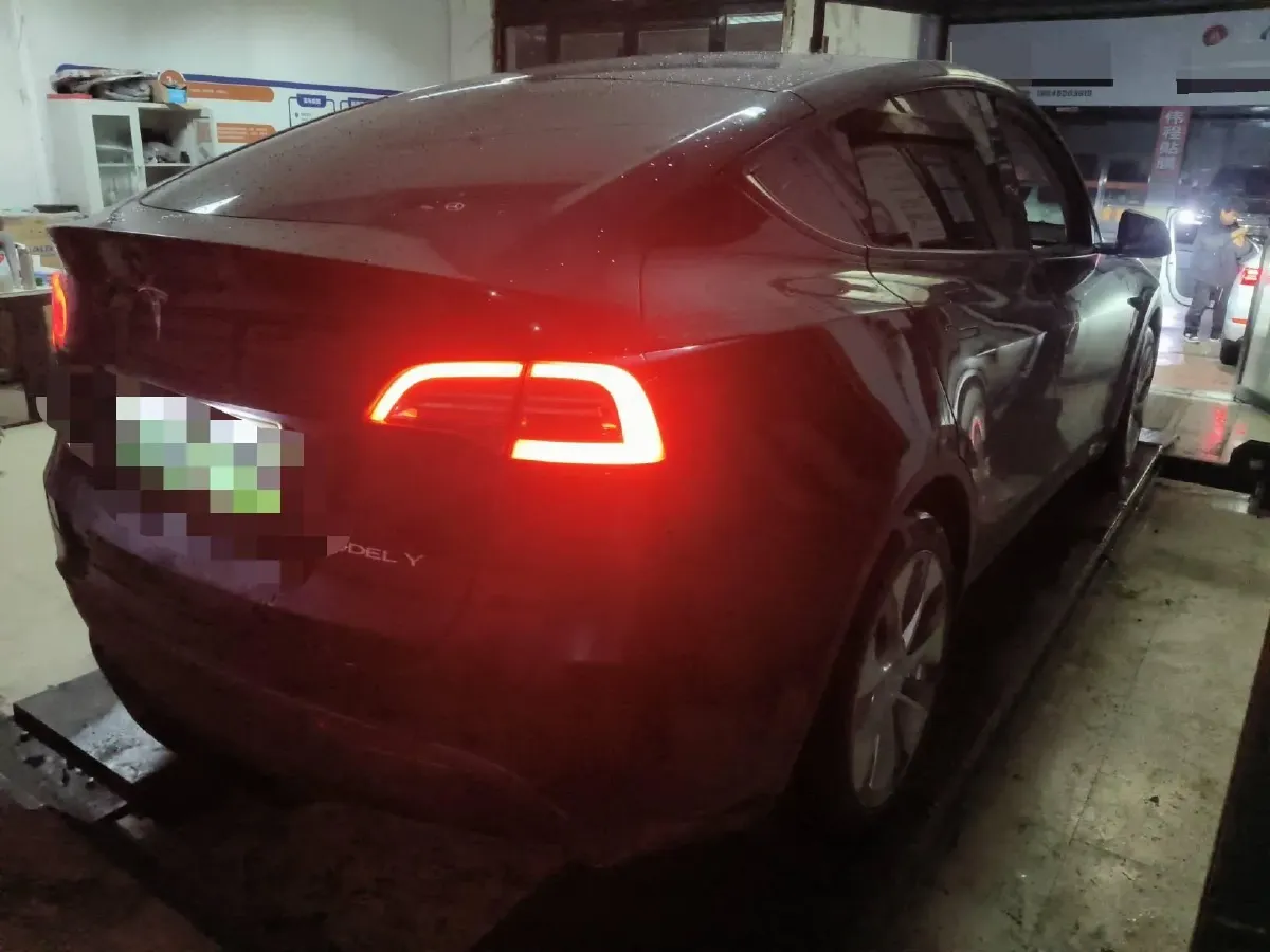 2022 Tesla Model Y BEV 60KWH,autocango,china used car exporter,china ev exporter,chinese used car exporter,chinese used ev exporter