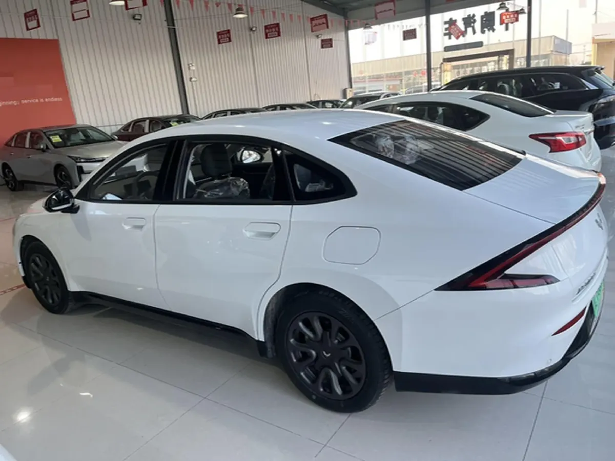 2024 WuLing XingGuang 1.5L 106HP L4 E-CVT PHEV 9.5KWH,autocango,china used car exporter,china ev exporter,chinese used car exporter,chinese used ev exporter