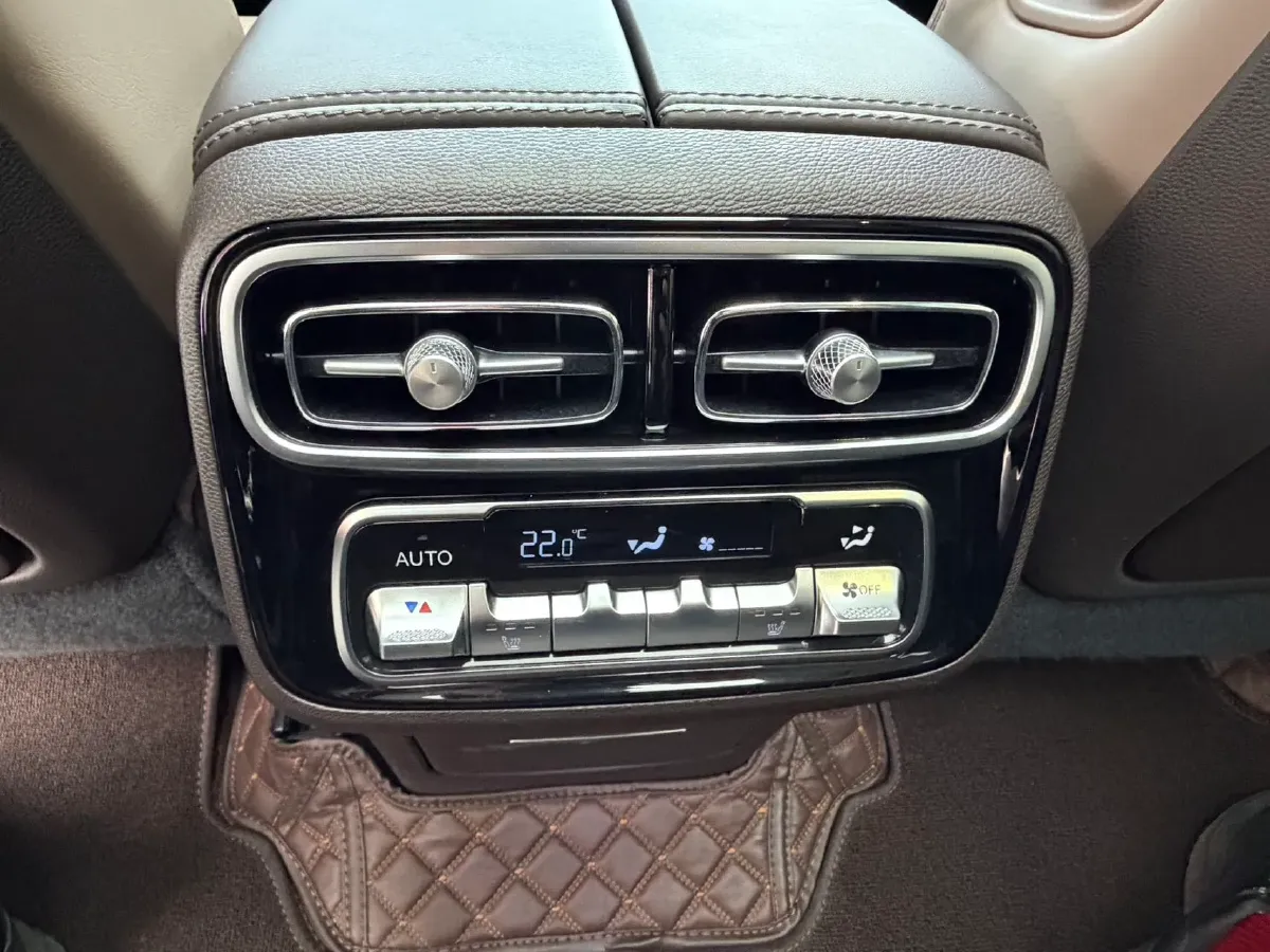 2022 Beijing BJ60 2.0T 267HP L4 8AT,autocango,china used car exporter,china ev exporter,chinese used car exporter,chinese used ev exporter