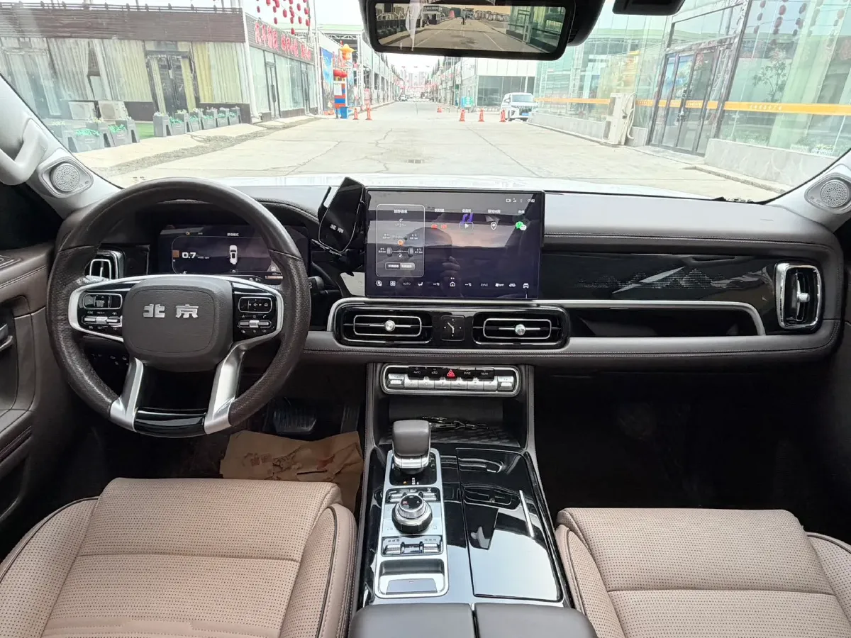 2022 Beijing BJ60 2.0T 267HP L4 8AT,autocango,china used car exporter,china ev exporter,chinese used car exporter,chinese used ev exporter