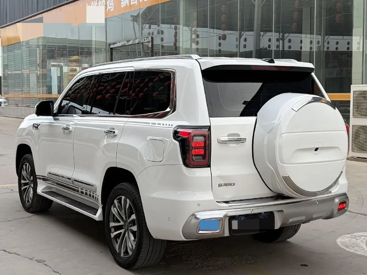 2022 Beijing BJ60 2.0T 267HP L4 8AT,autocango,china used car exporter,china ev exporter,chinese used car exporter,chinese used ev exporter