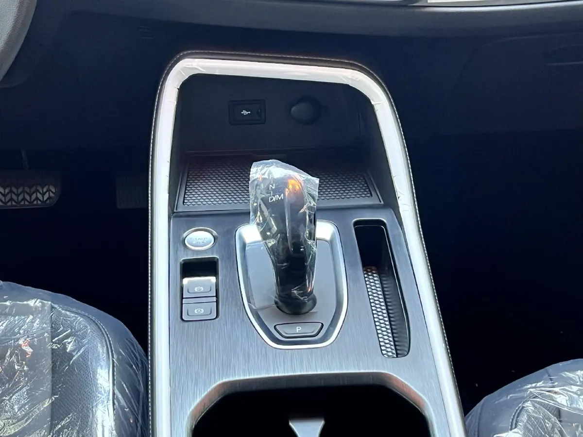 2025 Haval H6 1.5T 150HP L4 7DCT,autocango,china used car exporter,china ev exporter,chinese used car exporter,chinese used ev exporter