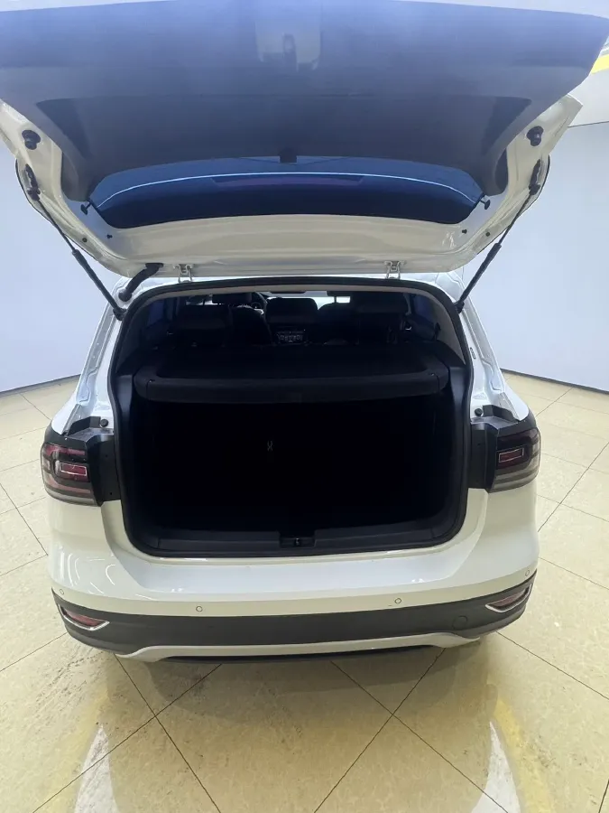 2021 Volkswagen Tacqua 1.5L 113HP L4 6AT,autocango,china used car exporter,china ev exporter,chinese used car exporter,chinese used ev exporter