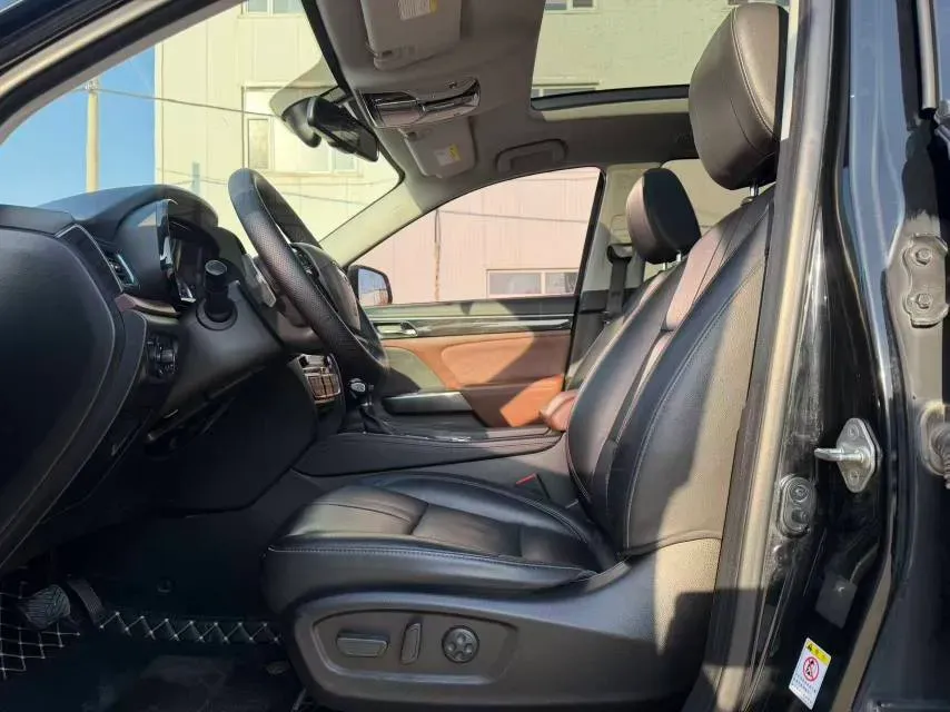 2017 GAC Trumpchi GS8 2.0T 201HP L4 6AT,autocango,china used car exporter,china ev exporter,chinese used car exporter,chinese used ev exporter