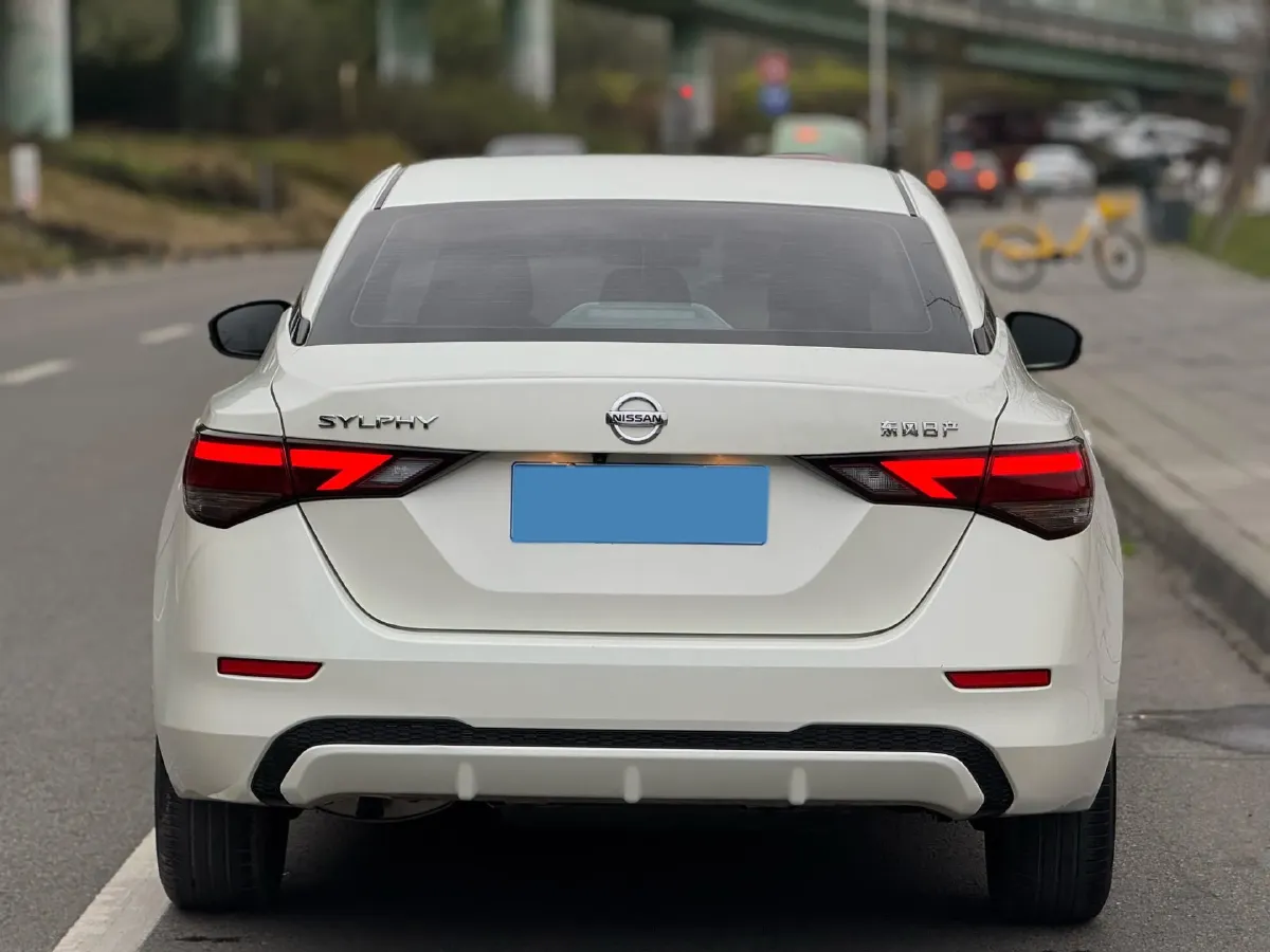 2022 Nissan Sylphy 1.6L 135HP L4 CVT,autocango,china used car exporter,china ev exporter,chinese used car exporter,chinese used ev exporter