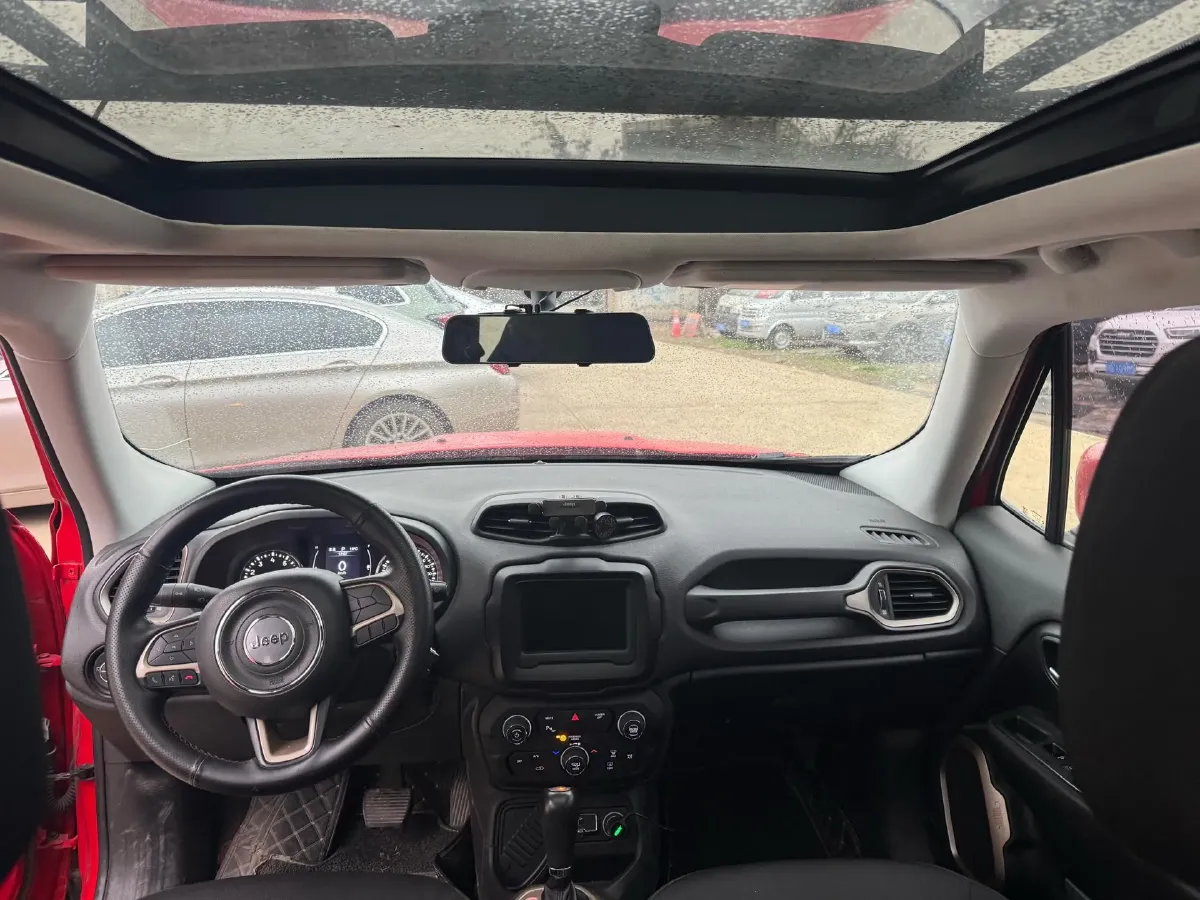 2018 Jeep Renegade 1.4T 150HP L4 7DCT,autocango,china used car exporter,china ev exporter,chinese used car exporter,chinese used ev exporter