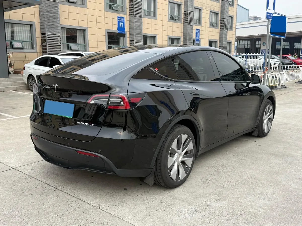 2022 Tesla Model Y BEV 78.4KWH,autocango,china used car exporter,china ev exporter,chinese used car exporter,chinese used ev exporter