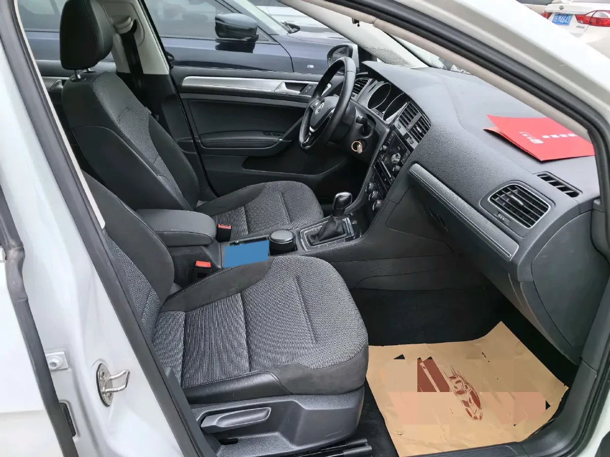 2018 Volkswagen Golf 1.6L 110HP L4 6AT,autocango,china used car exporter,china ev exporter,chinese used car exporter,chinese used ev exporter