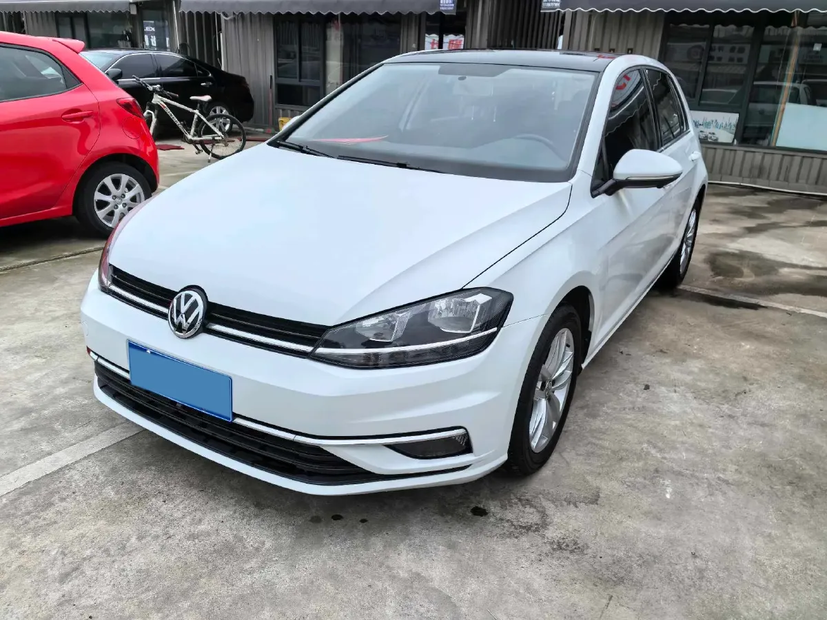 2018 Volkswagen Golf 1.6L 110HP L4 6AT,autocango,china used car exporter,china ev exporter,chinese used car exporter,chinese used ev exporter