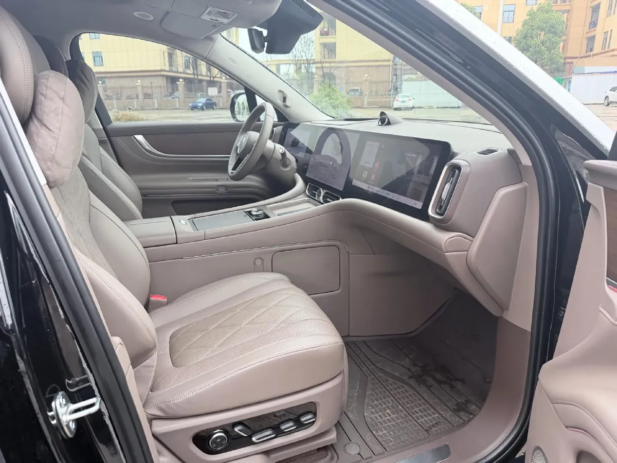 2024 AITO AITO M9 1.5T 152HP L4 REEV 42KWH,autocango,china used car exporter,china ev exporter,chinese used car exporter,chinese used ev exporter