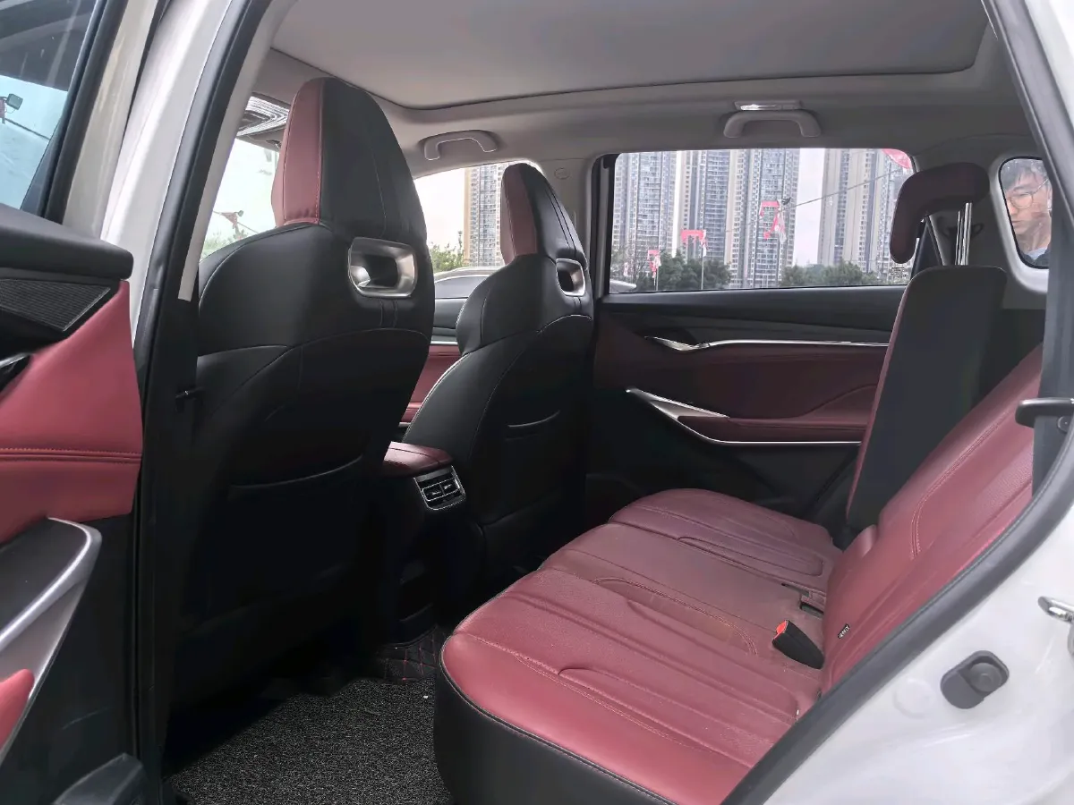 2020 ChangAn CS75 Plus 2.0T 233HP L4 8AT,autocango,china used car exporter,china ev exporter,chinese used car exporter,chinese used ev exporter