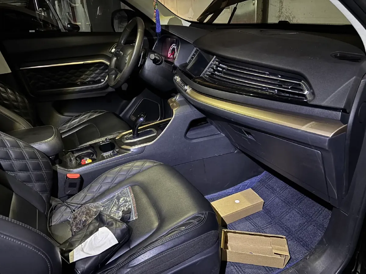 2021 Haval H6 1.5T 150HP L4 7DCT,autocango,china used car exporter,china ev exporter,chinese used car exporter,chinese used ev exporter