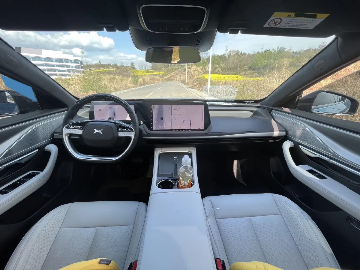 2024 Xpeng P7 BEV 86.2KWH,autocango,china used car exporter,china ev exporter,chinese used car exporter,chinese used ev exporter