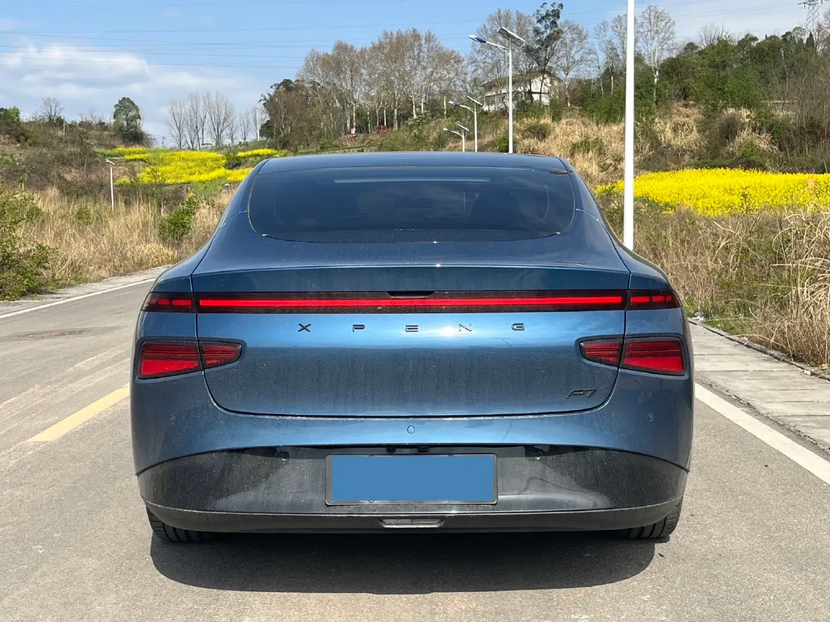 2024 Xpeng P7 BEV 86.2KWH,autocango,china used car exporter,china ev exporter,chinese used car exporter,chinese used ev exporter