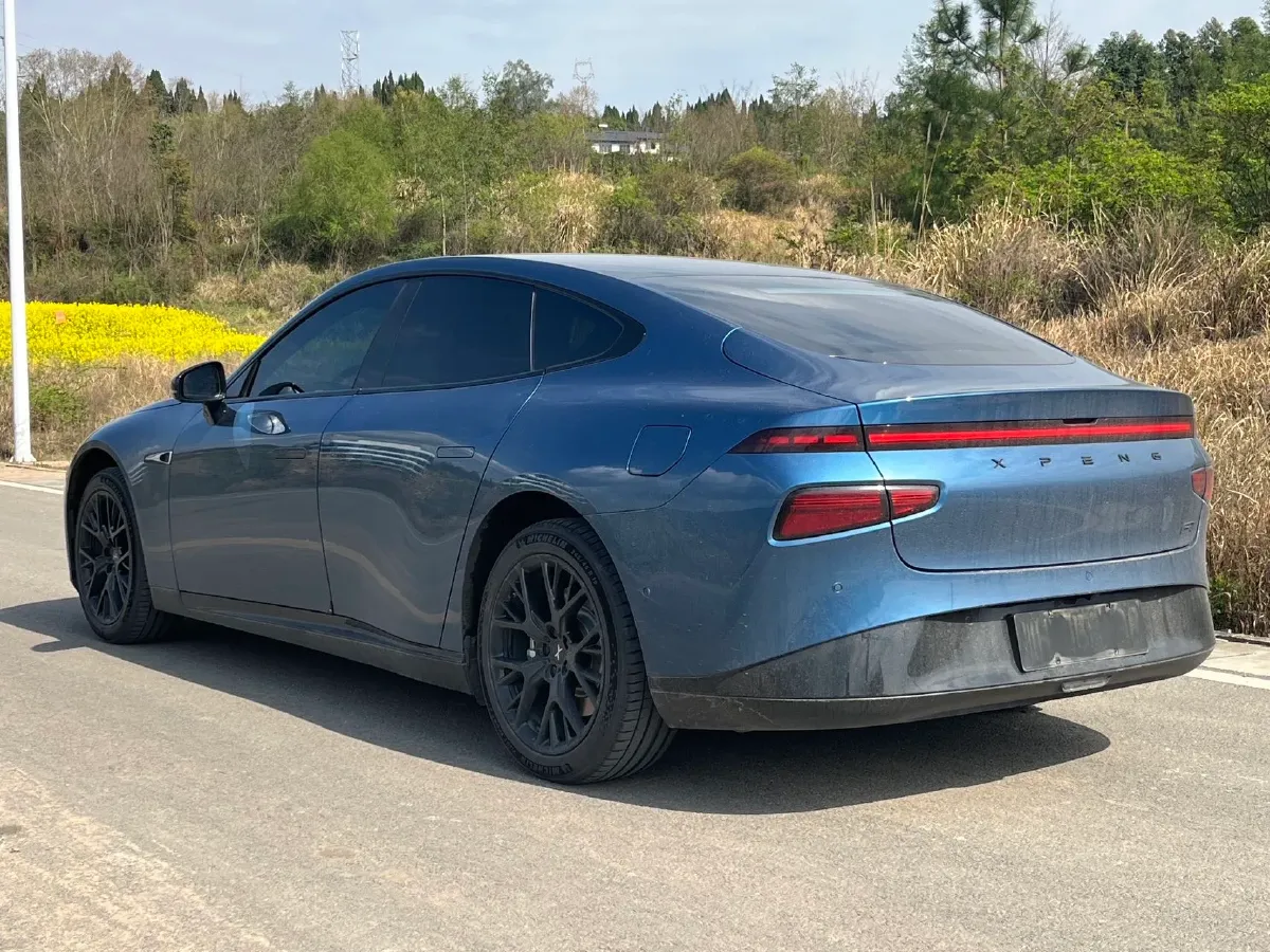 2024 Xpeng P7 BEV 86.2KWH,autocango,china used car exporter,china ev exporter,chinese used car exporter,chinese used ev exporter