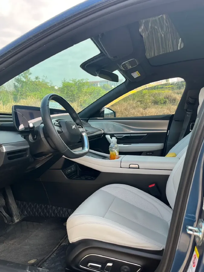 2024 Xpeng P7 BEV 86.2KWH,autocango,china used car exporter,china ev exporter,chinese used car exporter,chinese used ev exporter