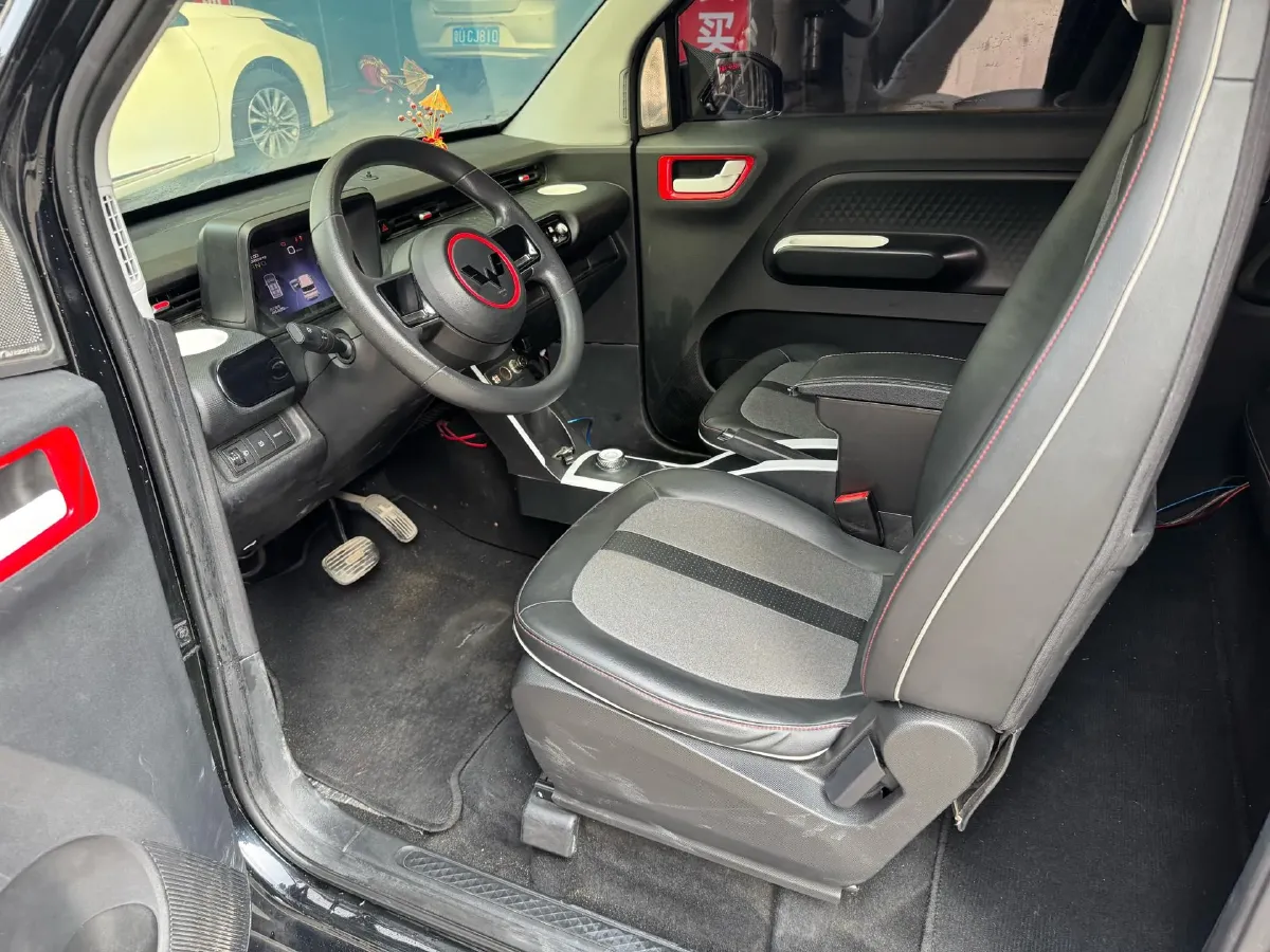 2022 WuLing HongGuang MINI EV BEV 17.3KWH,autocango,china used car exporter,china ev exporter,chinese used car exporter,chinese used ev exporter