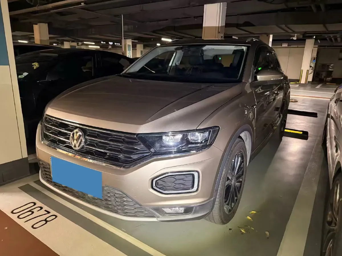2018 Borgward BX7 2.0T 224HP L4 6AT,autocango,china used car exporter,china ev exporter,chinese used car exporter,chinese used ev exporter