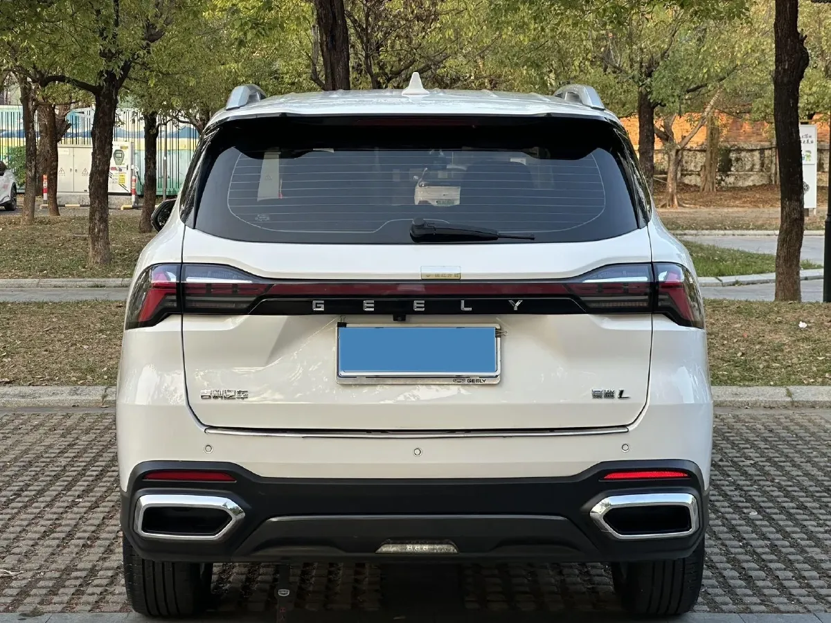 2023 Geely Okavango L 2.0T 218HP L4 7DCT,autocango,china used car exporter,china ev exporter,chinese used car exporter,chinese used ev exporter