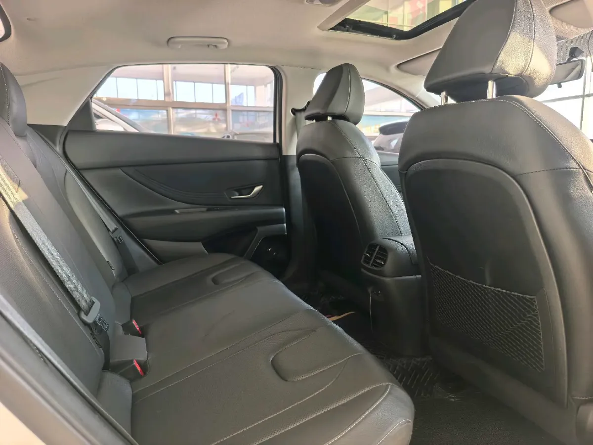 2022 Hyundai Elantra 1.5L 115HP L4 CVT,autocango,china used car exporter,china ev exporter,chinese used car exporter,chinese used ev exporter