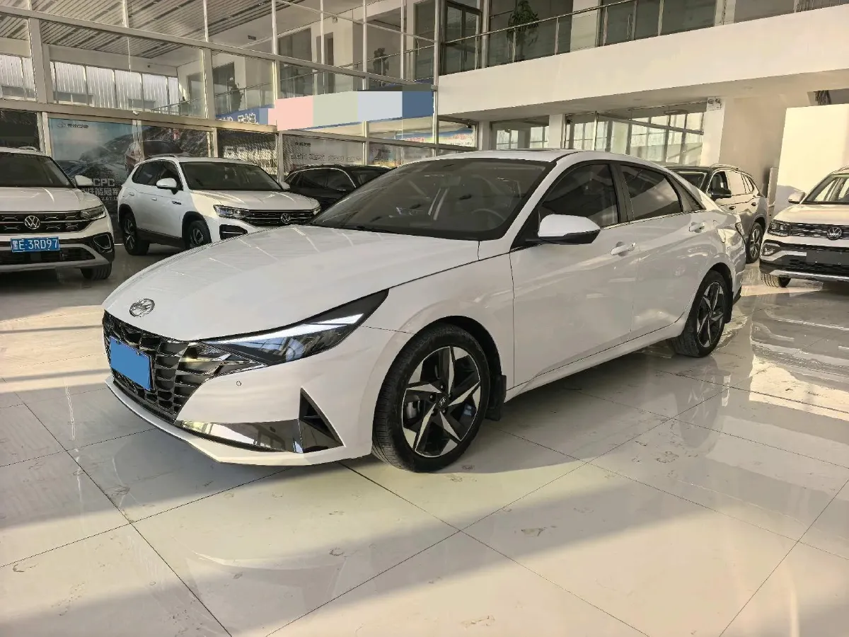 2022 Hyundai Elantra 1.5L 115HP L4 CVT,autocango,china used car exporter,china ev exporter,chinese used car exporter,chinese used ev exporter