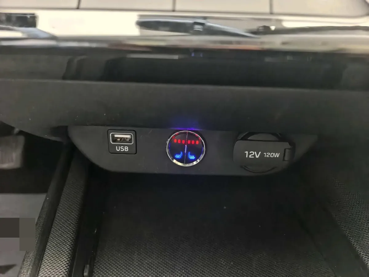 2022 Hyundai Elantra 1.5L 115HP L4 CVT,autocango,china used car exporter,china ev exporter,chinese used car exporter,chinese used ev exporter