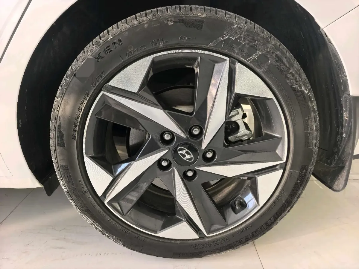 2022 Hyundai Elantra 1.5L 115HP L4 CVT,autocango,china used car exporter,china ev exporter,chinese used car exporter,chinese used ev exporter