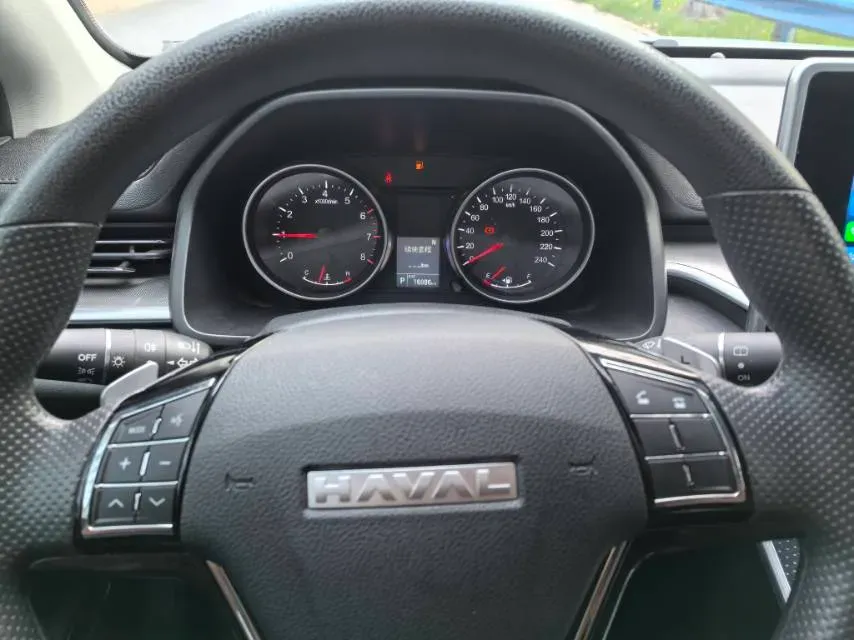 2023 Haval M6 1.5T 150HP L4 7DCT,autocango,china used car exporter,china ev exporter,chinese used car exporter,chinese used ev exporter
