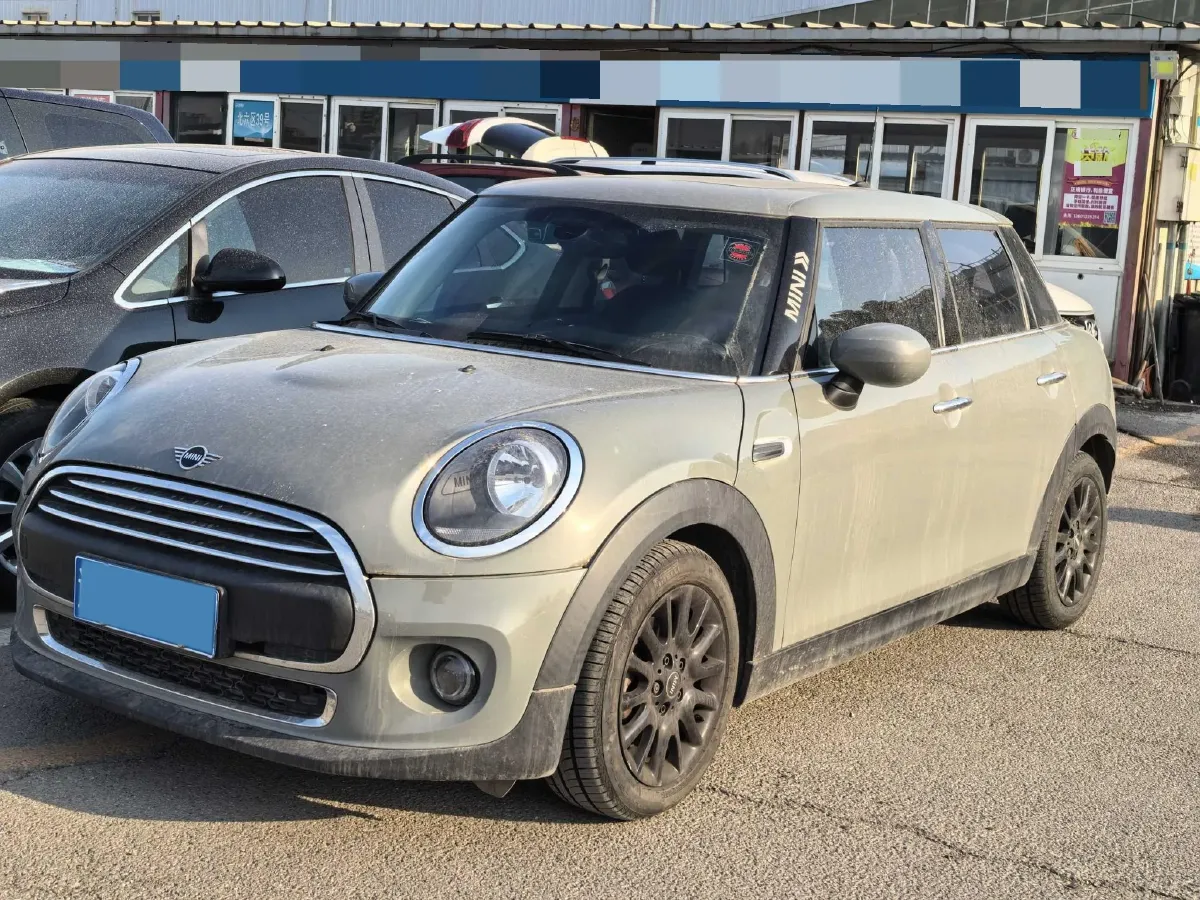 2021 MINI MINI 1.5T 102HP L3 7DCT,autocango,china used car exporter,china ev exporter,chinese used car exporter,chinese used ev exporter