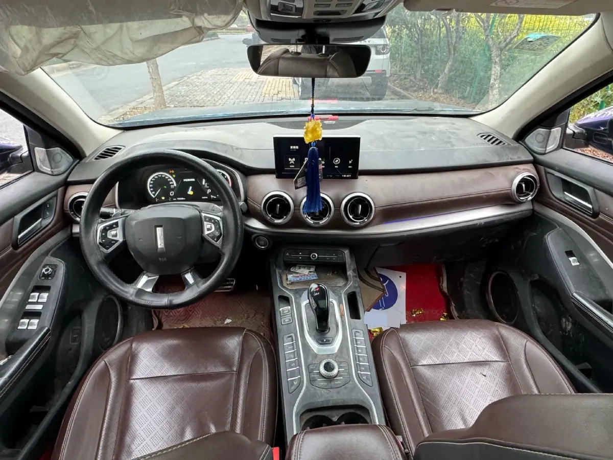 2018 WEY VV6 2.0T 197HP L4 7DCT,autocango,china used car exporter,china ev exporter,chinese used car exporter,chinese used ev exporter