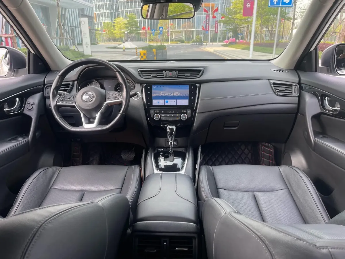 2021 Nissan X-Trail 2.0L 151HP L4 CVT,autocango,china used car exporter,china ev exporter,chinese used car exporter,chinese used ev exporter