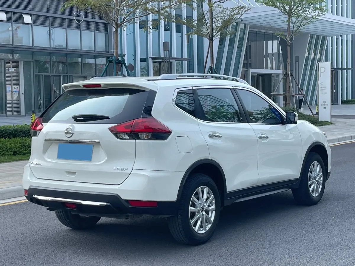 2021 Nissan X-Trail 2.0L 151HP L4 CVT,autocango,china used car exporter,china ev exporter,chinese used car exporter,chinese used ev exporter
