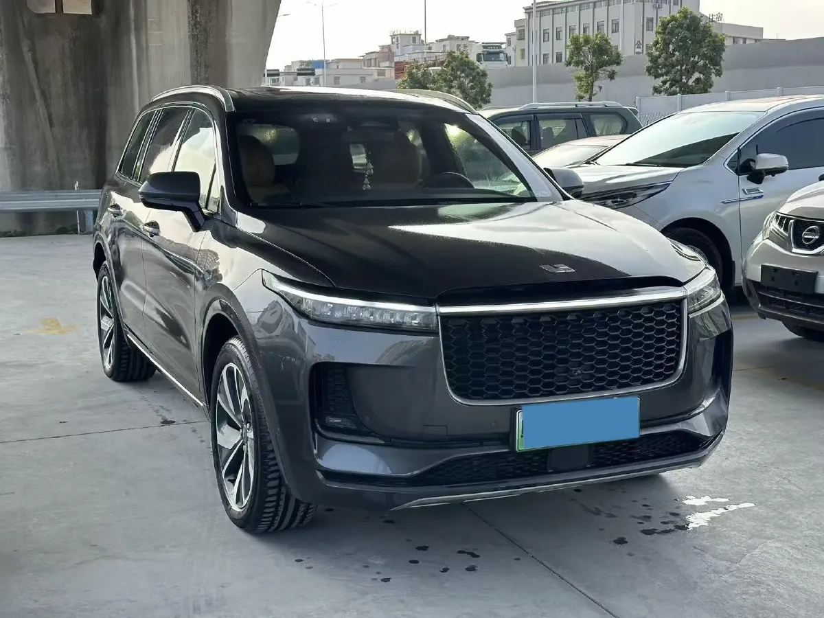 2021 Li ONE Range Extended 131HP REEV 40.5KWH,autocango,china used car exporter,china ev exporter,chinese used car exporter,chinese used ev exporter