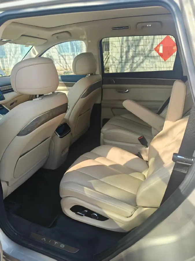 2022 Volvo S60 2.0T 197HP L4 8AT,autocango,china used car exporter,china ev exporter,chinese used car exporter,chinese used ev exporter