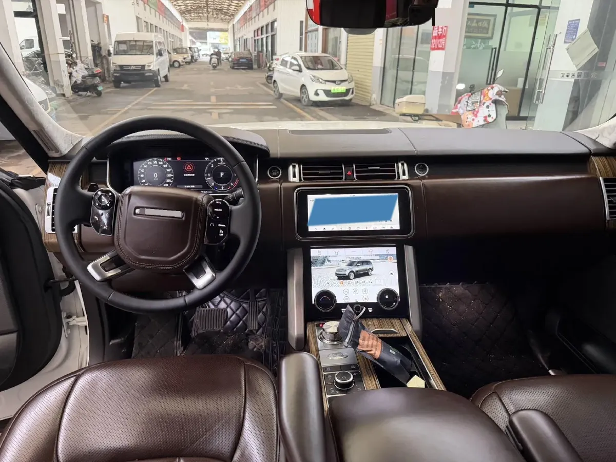 2018 Land Rover Range Rover Evoque 2.0T 241HP L4 9AT,autocango,china used car exporter,china ev exporter,chinese used car exporter,chinese used ev exporter