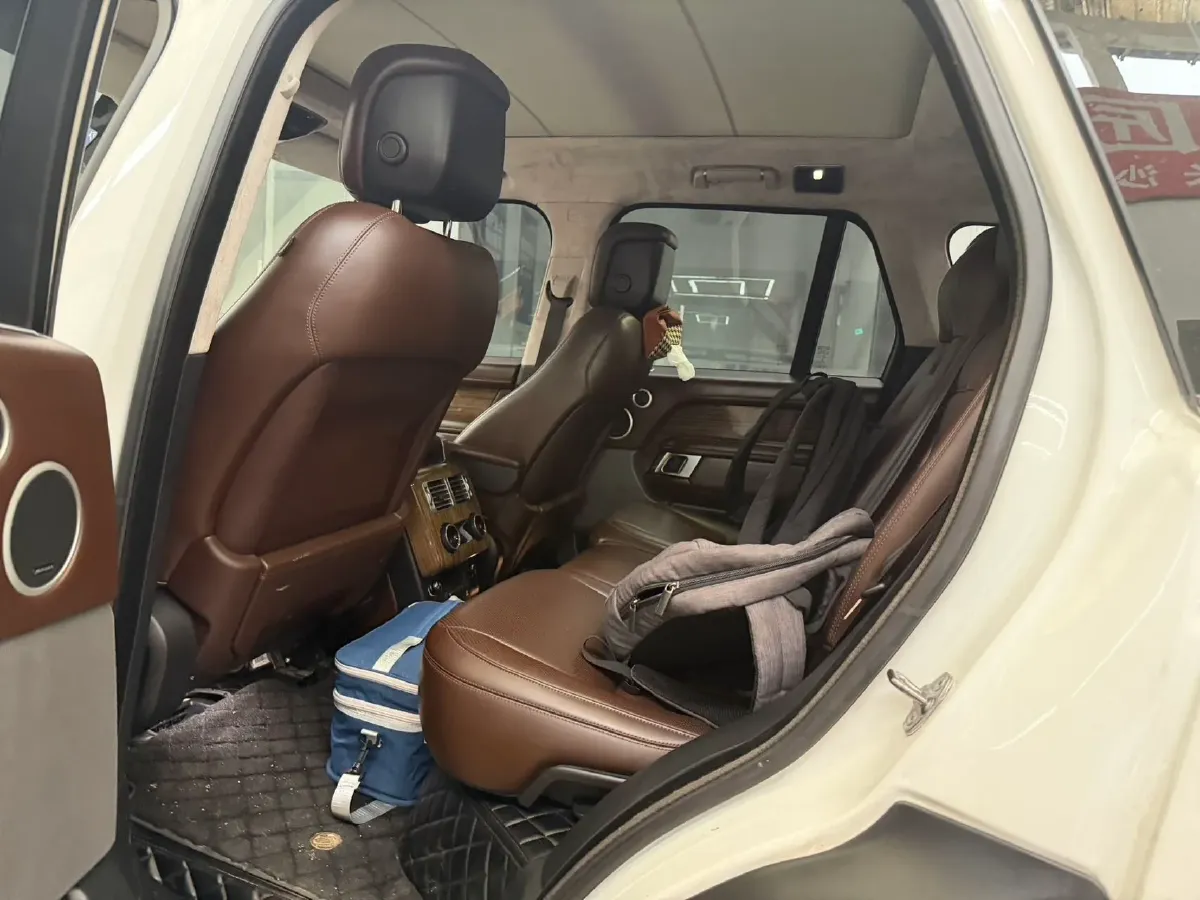 2018 Land Rover Range Rover Evoque 2.0T 241HP L4 9AT,autocango,china used car exporter,china ev exporter,chinese used car exporter,chinese used ev exporter