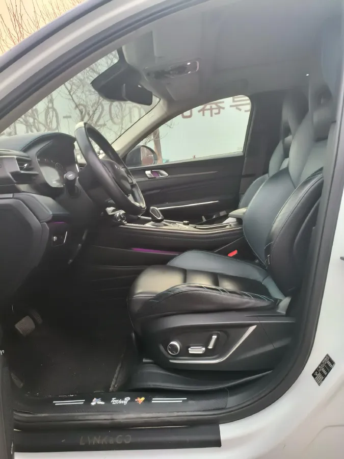 2020 LYNK&CO 05 2.0T 254HP L4 8AT,autocango,china used car exporter,china ev exporter,chinese used car exporter,chinese used ev exporter