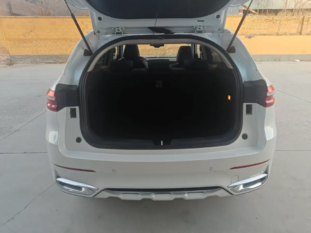 2019 Haval F7 1.5T 169HP L4 7DCT,autocango,china used car exporter,china ev exporter,chinese used car exporter,chinese used ev exporter