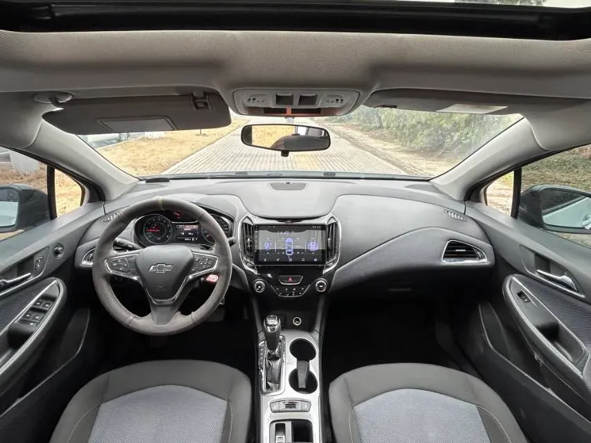 2018 Chevrolet Cruze 1.5L 114HP L4 6AT,autocango,china used car exporter,china ev exporter,chinese used car exporter,chinese used ev exporter