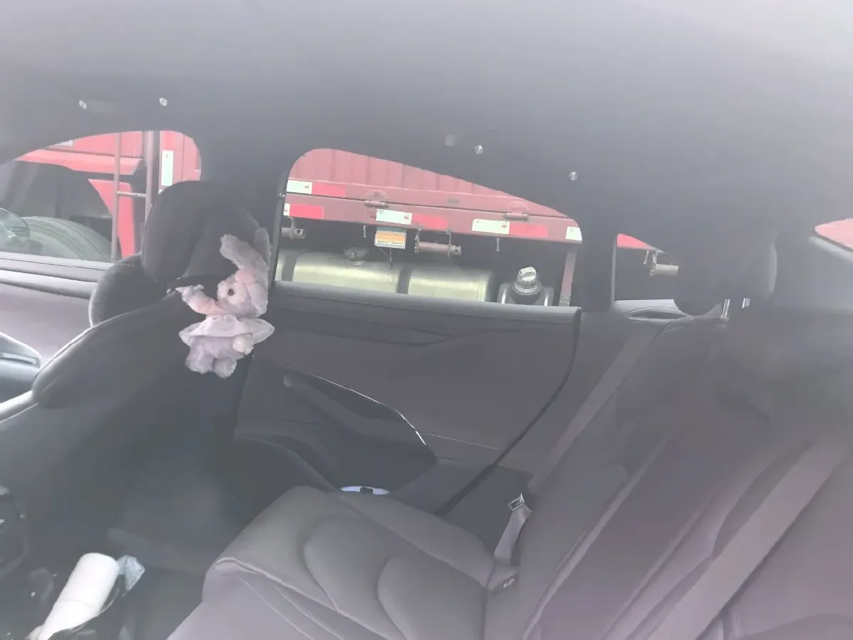 2024 MI SU7 BEV 73.6KWH,autocango,china used car exporter,china ev exporter,chinese used car exporter,chinese used ev exporter