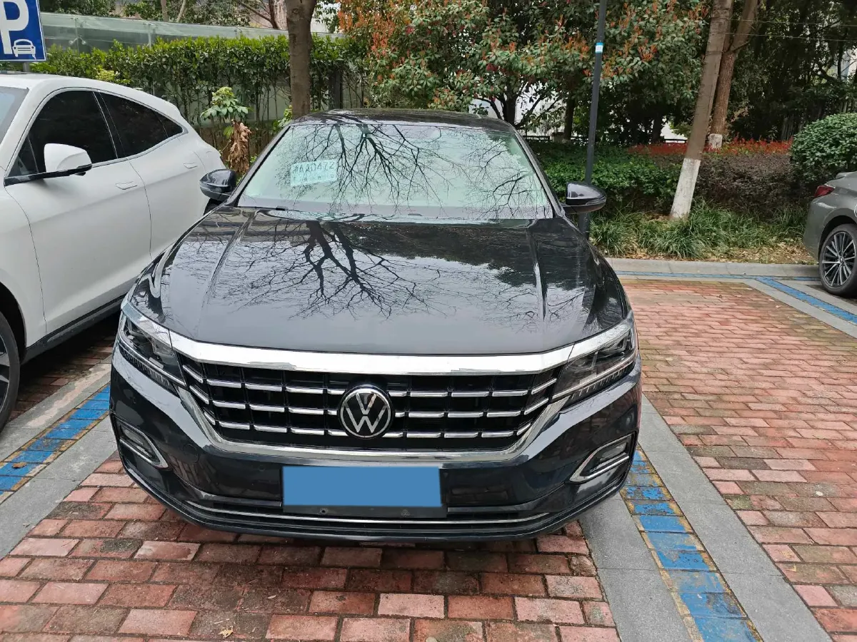 2020 Volkswagen Passat 2.0T 186HP L4 7DCT,autocango,china used car exporter,china ev exporter,chinese used car exporter,chinese used ev exporter