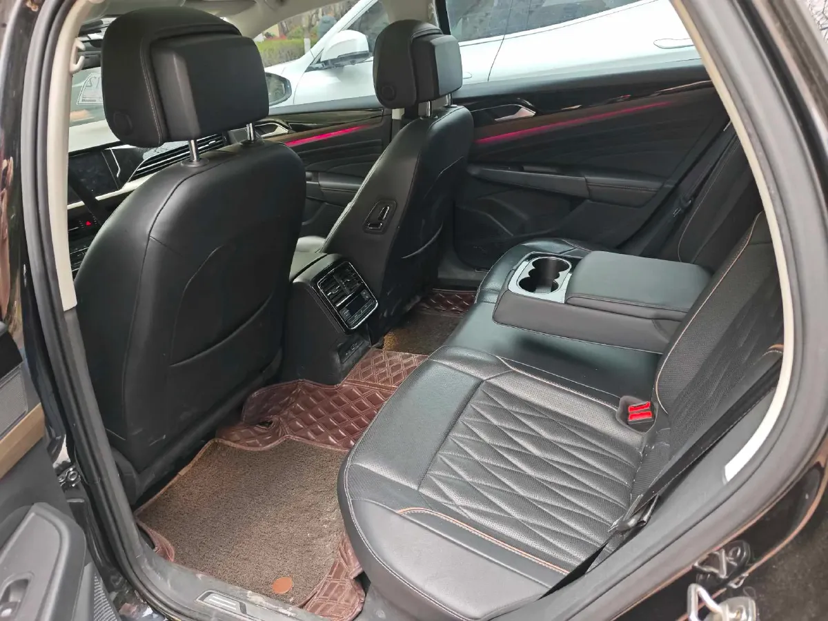 2020 Volkswagen Passat 2.0T 186HP L4 7DCT,autocango,china used car exporter,china ev exporter,chinese used car exporter,chinese used ev exporter