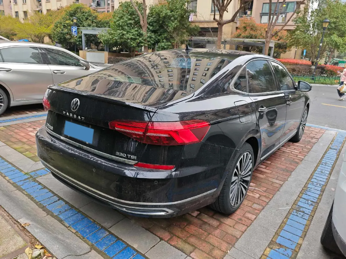 2020 Volkswagen Passat 2.0T 186HP L4 7DCT,autocango,china used car exporter,china ev exporter,chinese used car exporter,chinese used ev exporter